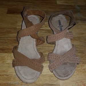 brown wedges